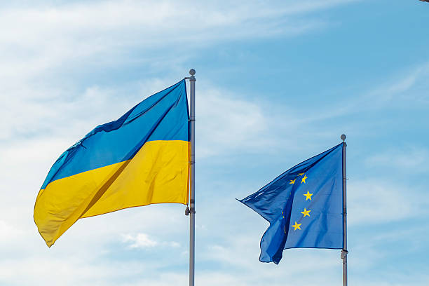 ЄС хоче створити фонд на 100 млрд євро для підтримки України – Bloomberg ЄС хоче створити фонд на 100 млрд євро для підтримки України – Bloomberg