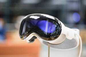Apple  Vision Pro      