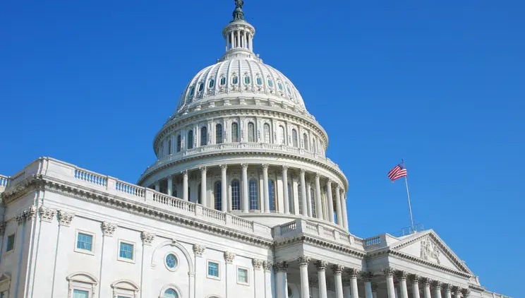 Фото: Getty Images Комітет Сенату США схвалив $500 млн для України у новому оборонному бюджеті
