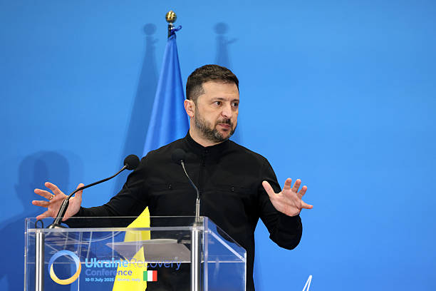 Україна очікує на декілька обмінів полоненими, про які домовилися на переговорах у Стамбулі Україна очікує на декілька обмінів полоненими, про які домовилися на переговорах у Стамбулі