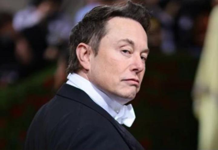 SpaceX попереджає інвесторів, що Маск може знову «піти в політику» SpaceX попереджає інвесторів, що Маск може знову «піти в політику»