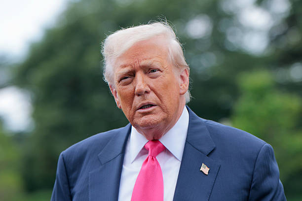 Третина американців підтримує діяльність Трампа щодо України – опитування Третина американців підтримує діяльність Трампа щодо України – опитування