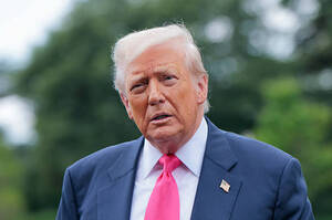 Третина американців підтримує діяльність Трампа щодо України – опитування