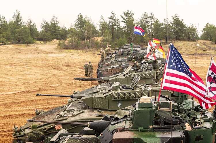 Фото: Х/USNATO НАТО розглядає розміщення корпусу військ біля кордонів рф