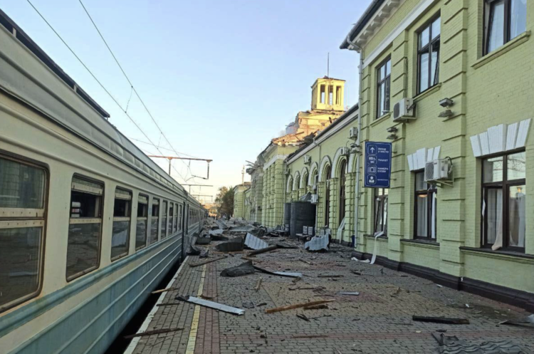 Ворог завдав наймасованішого удару по Харківській області від початку війни Ворог завдав наймасованішого удару по Харківській області від початку війни