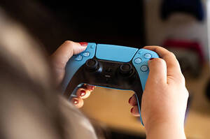PlayStation 5     100  