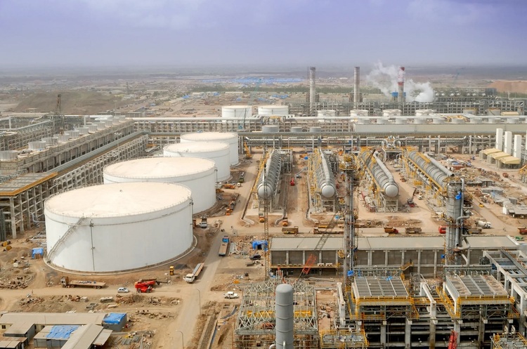 Індійський нафтопереробний комплекс Jamnagar Refinery Дієвість санкцій проти рф: ЄС спробує покласти край «відмиванню» російської нафти через треті країни