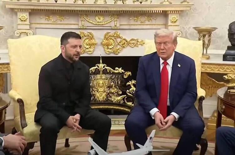 Зеленський прибув у Білий дім і почав зустріч з Трампом в Овальному кабінеті Зеленський прибув у Білий дім і почав зустріч з Трампом в Овальному кабінеті