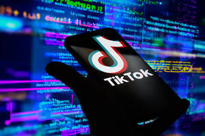 TikTok    ,     