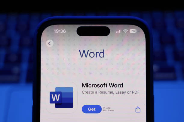 Word для Windows автоматично зберігатиме документи у хмарі Word для Windows автоматично зберігатиме документи у хмарі
