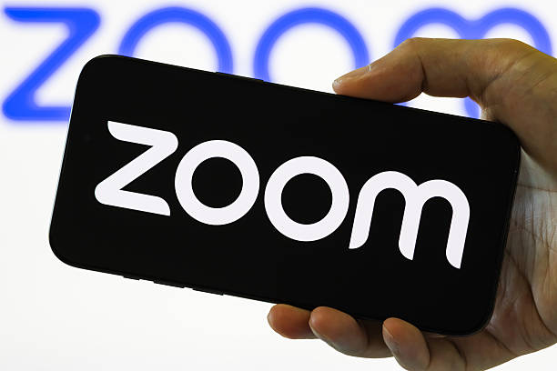 Zoom відновив роботу для освітніх закладів у прифронтових областях Zoom відновив роботу для освітніх закладів у прифронтових областях