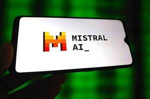 Mistral AI  2   ,    12  