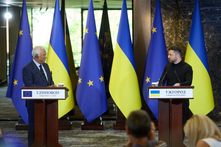 Голова Євроради повідомив, що команда європейців їде до Вашингтона розробляти санкції проти росії Голова Євроради повідомив, що команда європейців їде до Вашингтона розробляти санкції проти росії