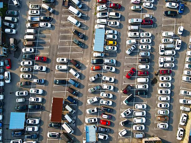 У серпні в Україну завезли понад 22 700 вживаних авто У серпні в Україну завезли понад 22 700 вживаних авто