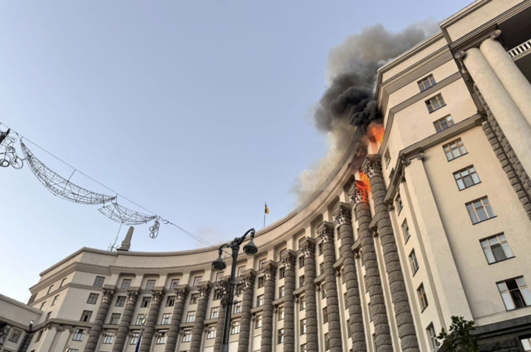 «Іскандер», яким ворог вдарив по Кабміну, міг містити понад 30 іноземних деталей «Іскандер», яким ворог вдарив по Кабміну, міг містити понад 30 іноземних деталей
