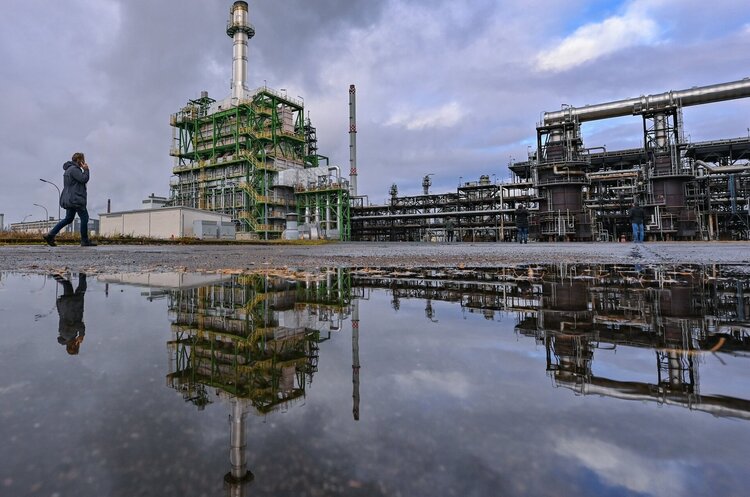 Болгарія заявила, що перекриє транзит російського газу в Угорщину і Словаччину вже 2027 року Болгарія заявила, що перекриє транзит російського газу в Угорщину і Словаччину вже 2027 року