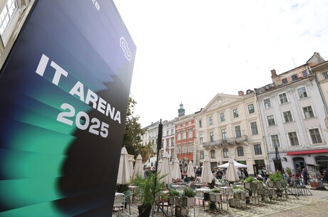 ³    healthtech-:    IT Arena 2025