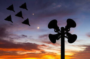   	ʳ        Reuters