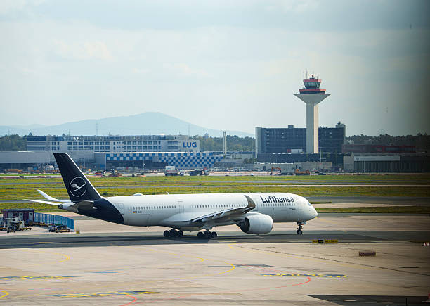 Airbus  Boeing    