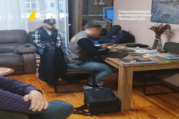Фото: САП Хабар $3,5 млн за закриття справи НАБУ: викрито прокурора ОГП та адвокатів