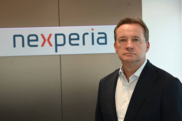 ͳ       Nexperia     