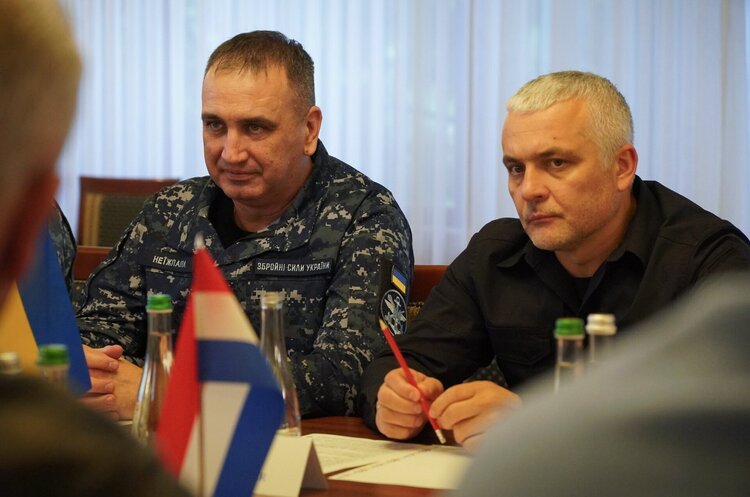 фото Командувач ВМС ЗС України / Commander of the Ukrainian Navy Нідерланди передали Україні корабель – Неїжпапа
