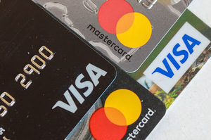 42%         Mastercard