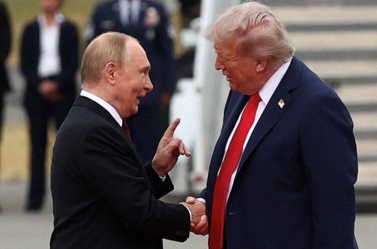 Трамп був у шоці під час зустрічі на Алясці, коли путін почав розповідати про Рюриків і Хмельницького – FT Трамп був у шоці під час зустрічі на Алясці, коли путін почав розповідати про Рюриків і Хмельницького – FT