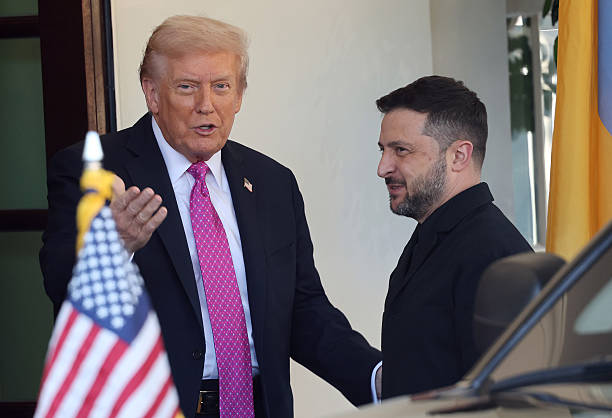 Україні потрібні гарантії США, адже лише Трамп має діалог з росією – Зеленський Україні потрібні гарантії США, адже лише Трамп має діалог з росією – Зеленський