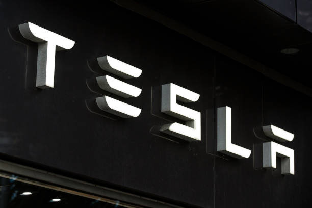 Tesla встановила рекорд із виручки, але не виправдала очікувань аналітиків через тарифи та зростання витрат Tesla встановила рекорд із виручки, але не виправдала очікувань аналітиків через тарифи та зростання витрат