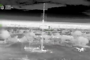 ГУР МО уразило три радіолокаційні станції та десантний катер росіян у Криму ГУР МО уразило три радіолокаційні станції та десантний катер росіян у Криму