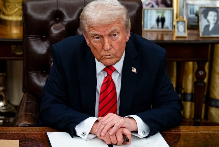 «Ви дізнаєтеся про це скоро»: Трамп не виключив імовірність підземних ядерних випробувань «Ви дізнаєтеся про це скоро»: Трамп не виключив імовірність підземних ядерних випробувань