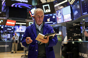 Оптимізм навколо ШІ та торгового перемир’я США і Китаю підштовхнув Волл-стріт вгору Оптимізм навколо ШІ та торгового перемир’я США і Китаю підштовхнув Волл-стріт вгору