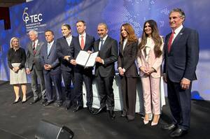 «Нафтогаз» домовився про довгострокові поставки американського LNG в Україну «Нафтогаз» домовився про довгострокові поставки американського LNG в Україну