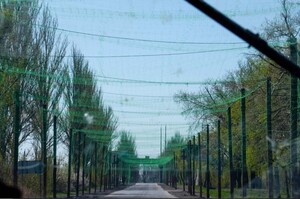 Французькі рибалки надсилають сітки для захисту українців від дронів Французькі рибалки надсилають сітки для захисту українців від дронів