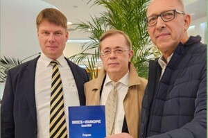 Депутати від «Альтернативи для Німеччини» приїхали в Сочі на форум Депутати від «Альтернативи для Німеччини» приїхали в Сочі на форум