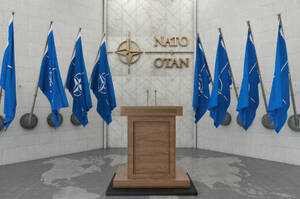 У НАТО розповіли, чому не збивають ворожі БпЛА та ракети над Україною У НАТО розповіли, чому не збивають ворожі БпЛА та ракети над Україною