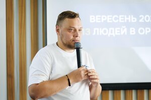 Гуманітарне фінансування зосереджене на прифронтових регіонах, тоді як Центр і Захід залишаються поза пріоритетом — Євген Коляда Гуманітарне фінансування зосереджене на прифронтових регіонах, тоді як Центр і Захід залишаються поза пріоритетом — Євген Коляда