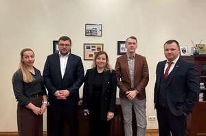 Громадська рада повідомила НАБУ про ймовірні зловживання в Міноборони під час закупівель бронежилетів Громадська рада повідомила НАБУ про ймовірні зловживання в Міноборони під час закупівель бронежилетів