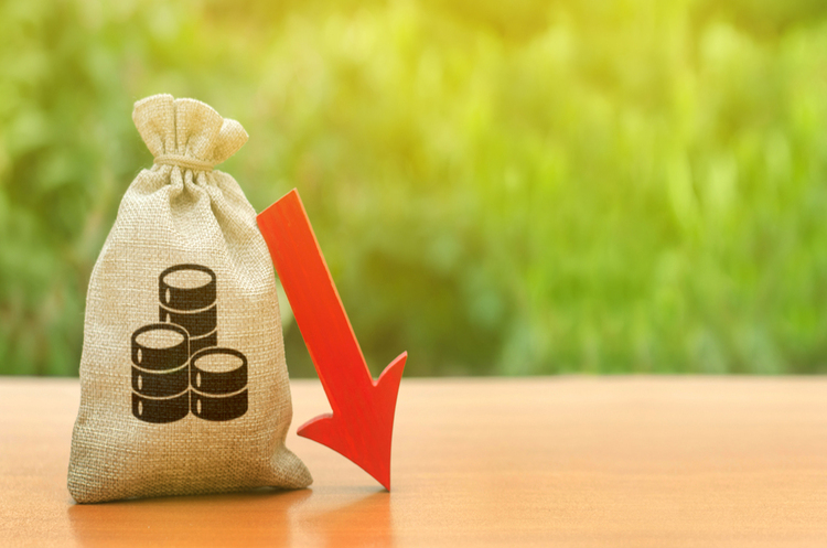   1,9       :      -2026