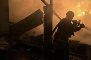 Окупанти масовано атакували Україну ракетами й дронами Окупанти масовано атакували Україну ракетами й дронами