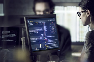 США підозрюють українку в допомозі російським хакерам здійснювати кібератаки США підозрюють українку в допомозі російським хакерам здійснювати кібератаки