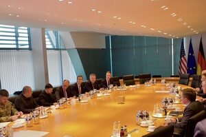 Розмова Зеленського з делегацією США в Берліні завершилася (оновлено) Розмова Зеленського з делегацією США в Берліні завершилася (оновлено)