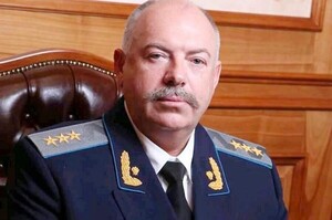 У Франції правоохоронці провели обшуки в колишнього генпрокурора Піскуна У Франції правоохоронці провели обшуки в колишнього генпрокурора Піскуна