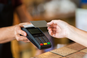 ФОПам дозволили не встановлювати платіжні термінали до кінця війни ФОПам дозволили не встановлювати платіжні термінали до кінця війни