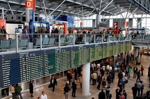 У Варшаві затримали українця з пристроєм для глушіння радіосигналів У Варшаві затримали українця з пристроєм для глушіння радіосигналів