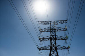 8 січня в Україні запровадять погодинні відключення електроенергії 8 січня в Україні запровадять погодинні відключення електроенергії