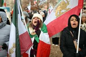 МЗС закликало українців виїхати з Ірану на тлі масових протестів МЗС закликало українців виїхати з Ірану на тлі масових протестів