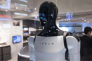 Tesla �������� ������ ���� ������������ ������� � ������ ��� ����������� ������������� ������