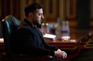 Зеленський публічно запросив путіна приїхати в Київ Зеленський публічно запросив путіна приїхати в Київ